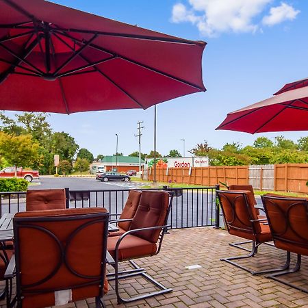 Best Western Plus Newport News Exterior photo