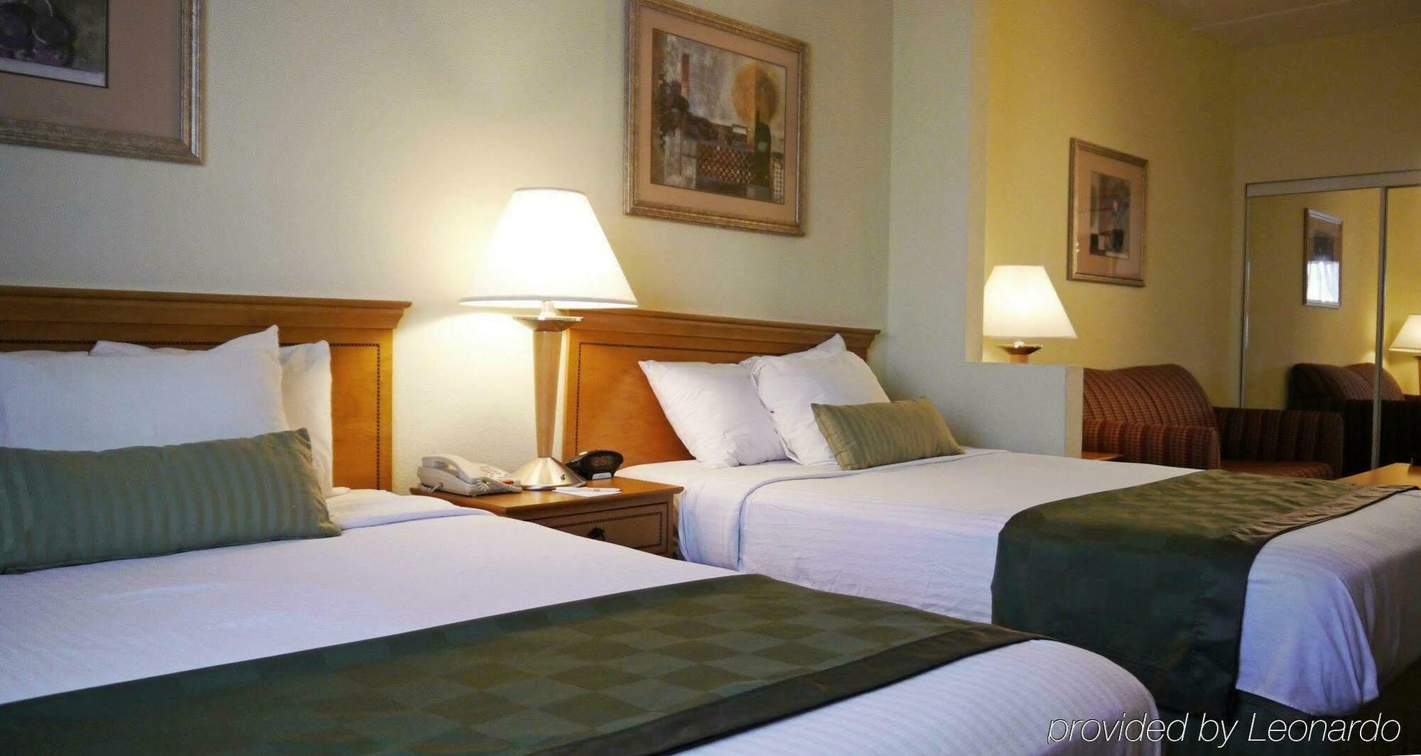 Best Western Plus Newport News Room photo